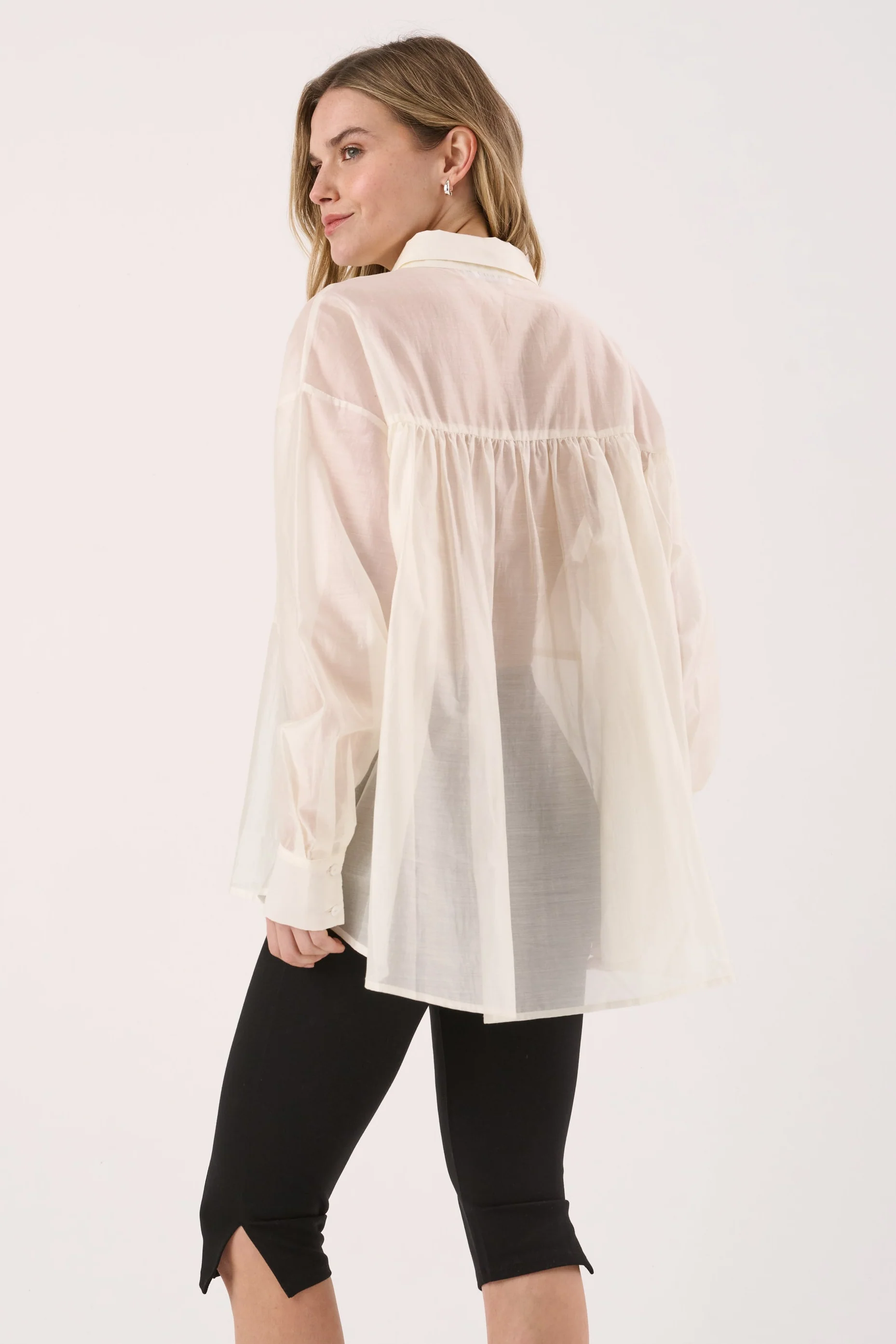 Val Oversized Shirt - Image 3